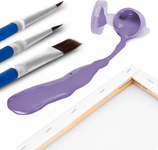 All-in-one: 30 paints and 3 brushes for details and larger areas