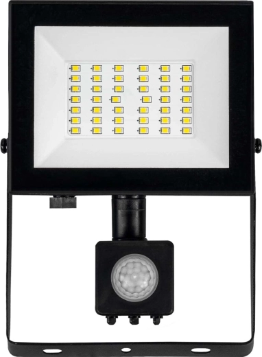 Powerful, efficient 2400 lm lighting