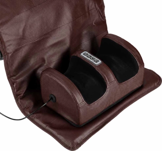 Coussin shiatsu et masseur de pieds inclus dans le set