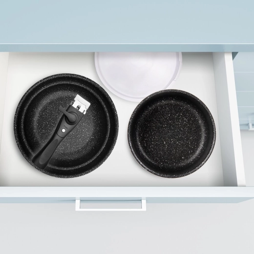 Rangement compact dans un tiroir comme dans un placard