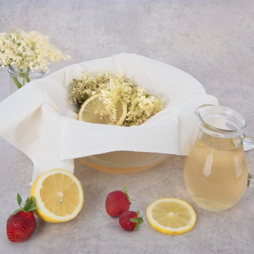 Clean straining of drinks and macerations