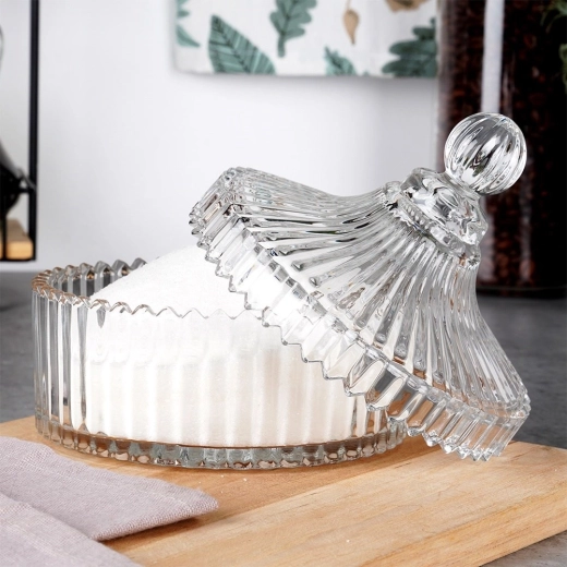 Praktischer Deckel mit Knauf