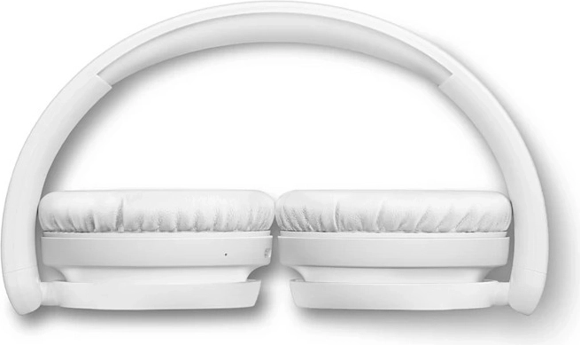 Lightweight comfort and a foldable travel-friendly build