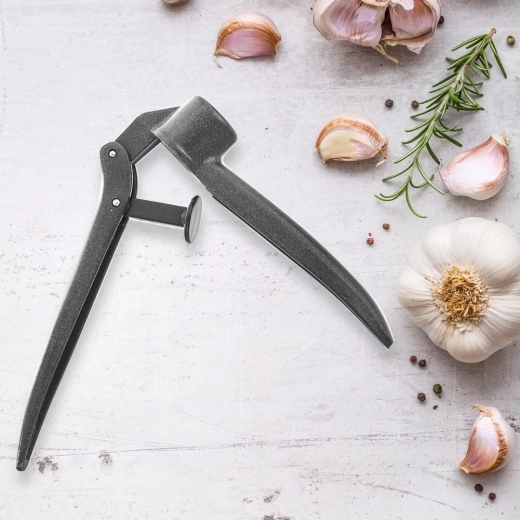 Easy cleaning and maintenance