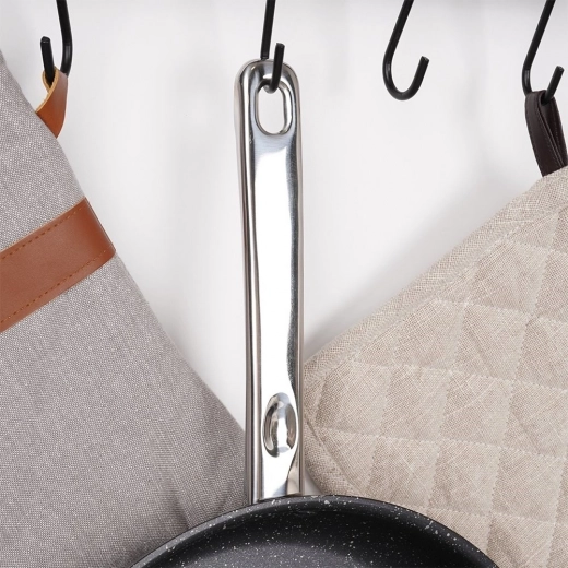 Duurzame rvs-constructie en handig ophangen