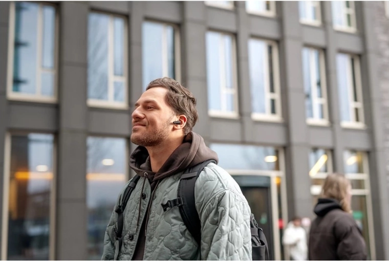 Tip-free comfort and lightweight wear