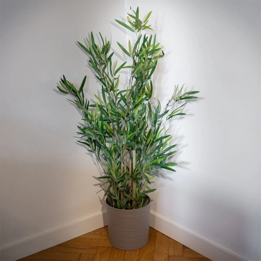 Easy decoration for any space