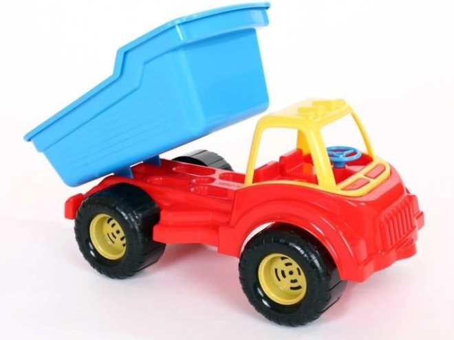 Benne basculante pour un jeu réaliste