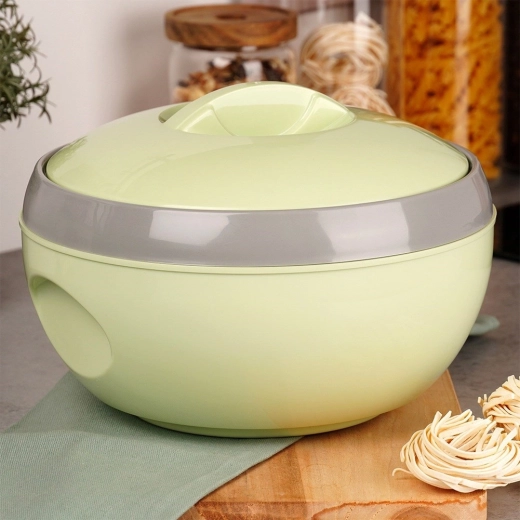 Stylish serving at home and on the table