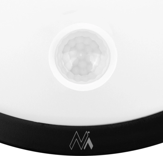 Automatic lighting with PIR sensor