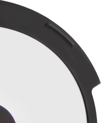 Orifices vapeur et découpe pour poignée