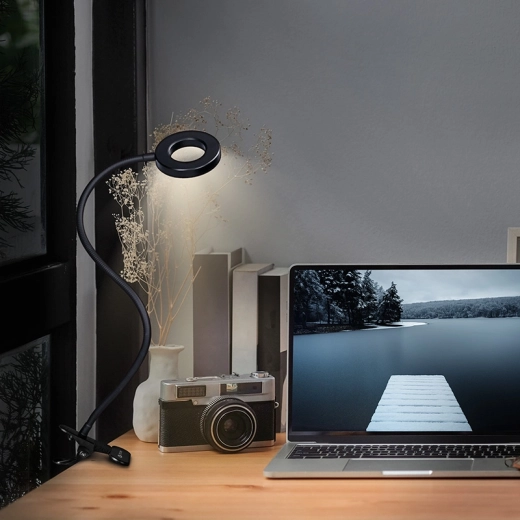 Lumière réglable pour travailler et se détendre