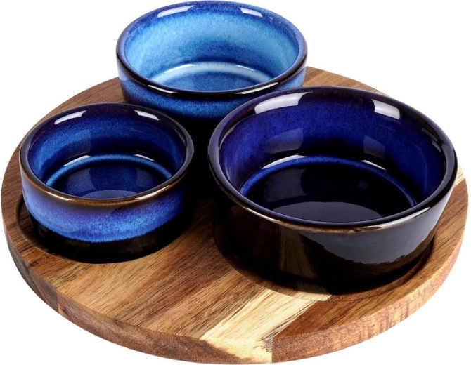 Perfect for serving snacks and sauces