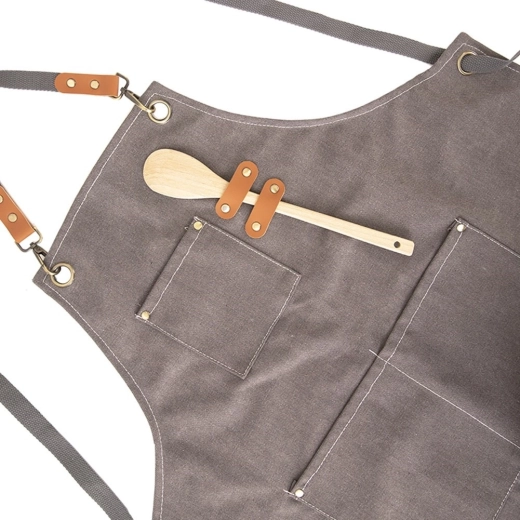 Praktische Taschen und Werkzeugschlaufen