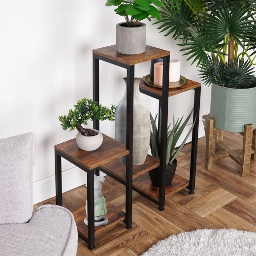 Sechs Ablagen für kreatives Arrangieren