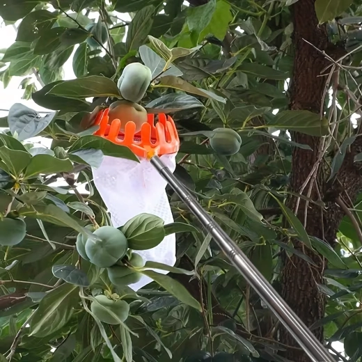 Gentle plastic crown and deep bag