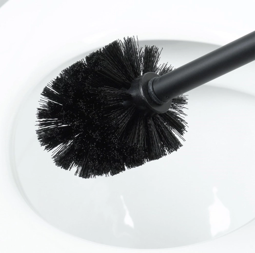 Replaceable head for hygiene