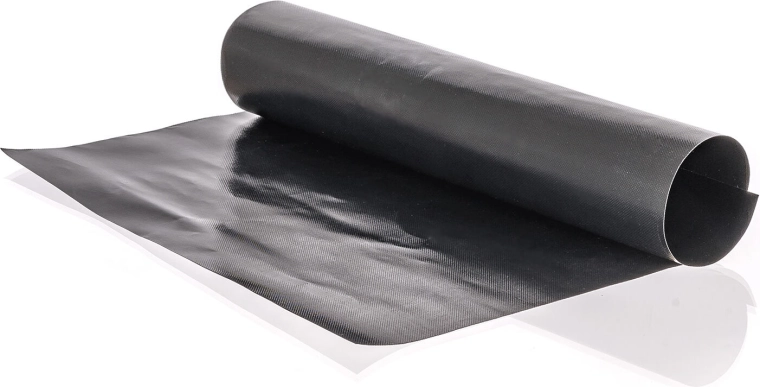 Non-stick surface for clean grilling