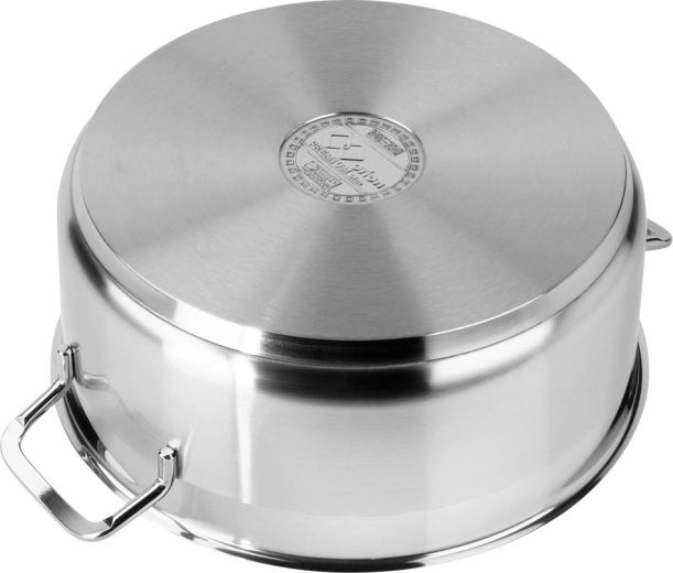 Compatible avec toutes les plaques, y compris l’induction