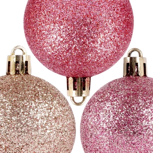 Easy hanging and styling