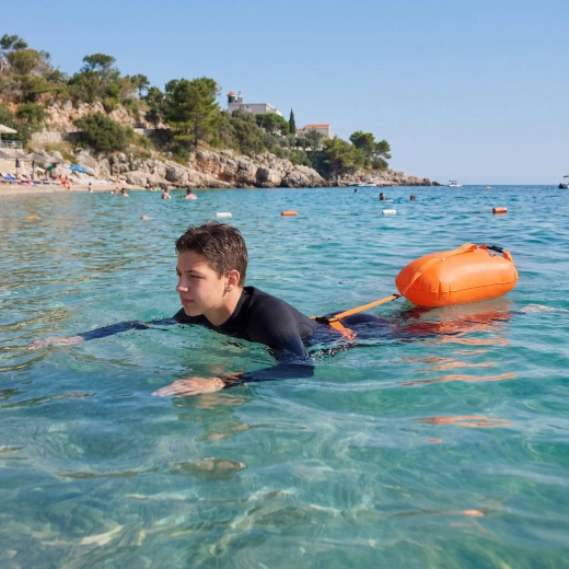 Meilleure visibilité et nage plus sûre en eau libre