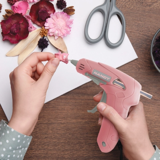 Precise hot glue application