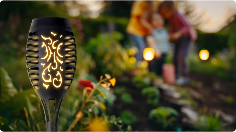 Rain resistance and easy installation