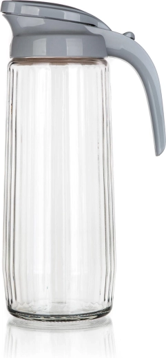 Robustes Glas mit gerillter Struktur