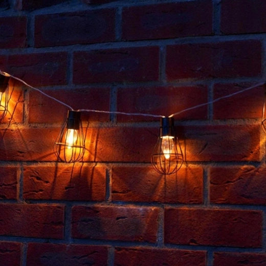 Durable loft design with metal cages