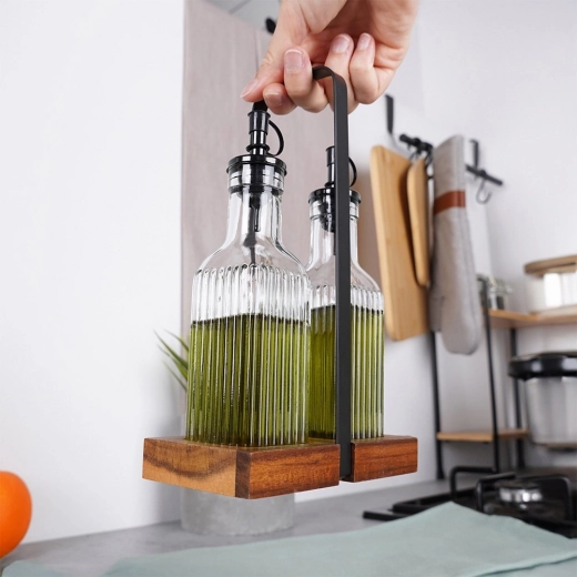 Stabiele houten houder met metalen handgreep