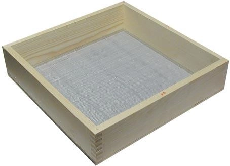 Tamis de maçon avec cadre en bois 52 × 45 cm, maille 4 mm
