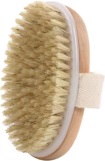 Natural bristles for effective yet gentle exfoliation