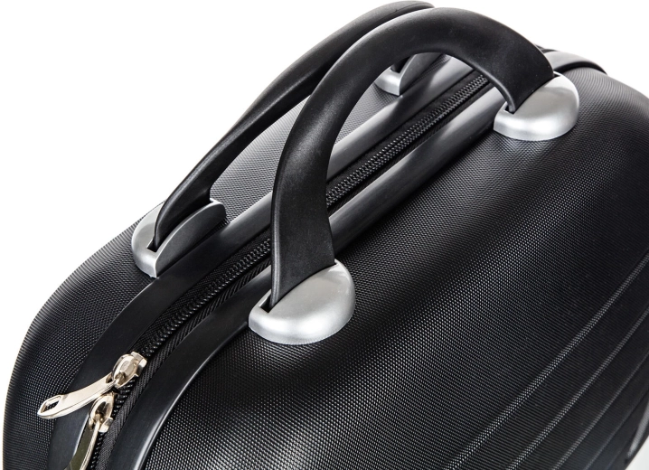 Comfortable carrying and quick access