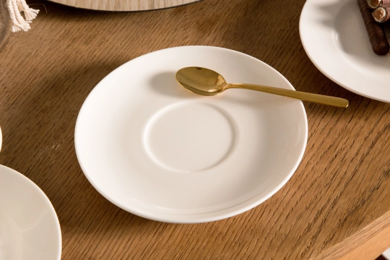Practical 17 cm diameter for everyday use