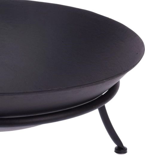 Massive Gusseisenschale für lange Lebensdauer