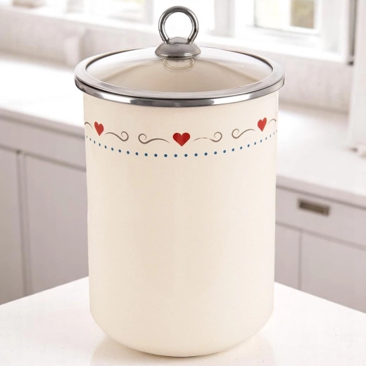 Quality enamelled steel in an elegant design