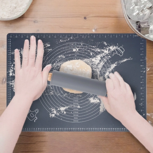 Non-stick and anti-slip work surface