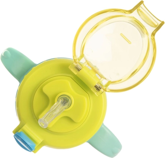 Drinking through a straw for comfort on the go