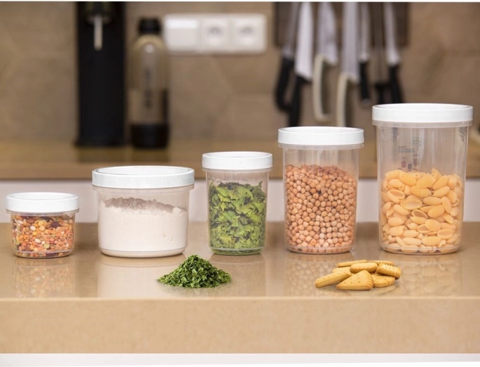 Ideal for pantry and on the go