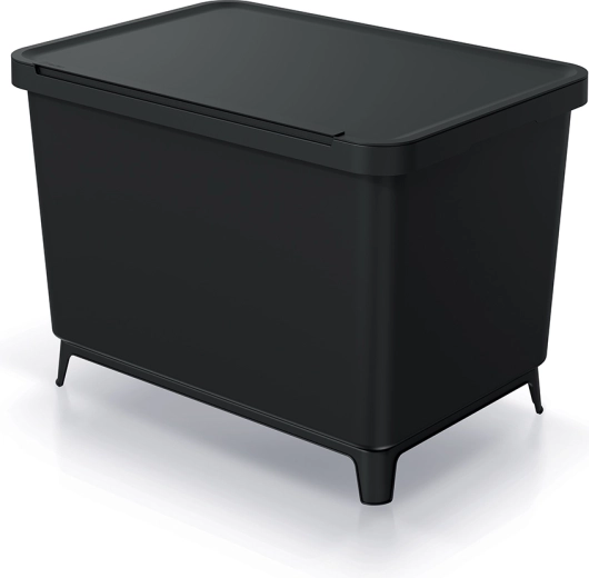 Stabile Konstruktion mit Füßen und Möglichkeit zur Wandmontage