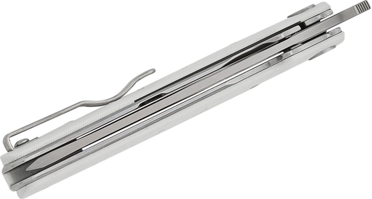 Durable D2 steel blade with satin finish