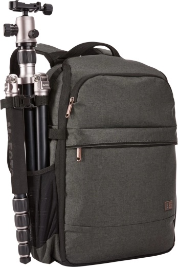 Side pockets and tripod attachment