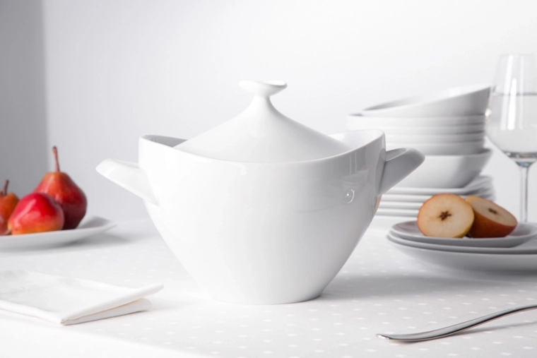 Blanc élégant pour tous les dressages