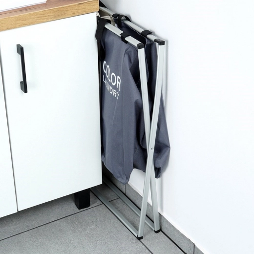 Faltbarer, platzsparender Rahmen