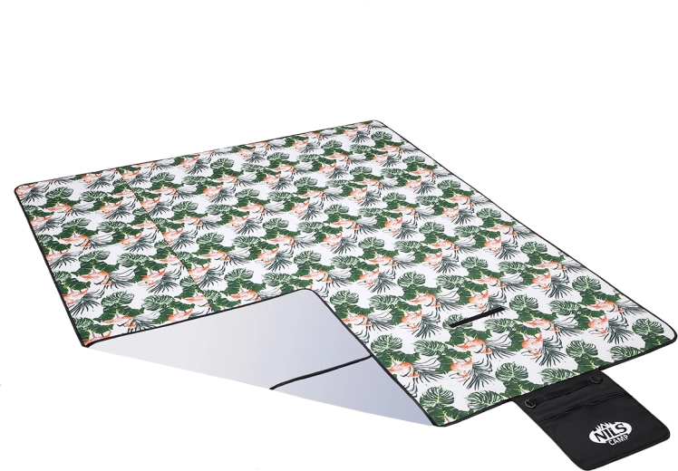 Waterproof and insulating bottom layer