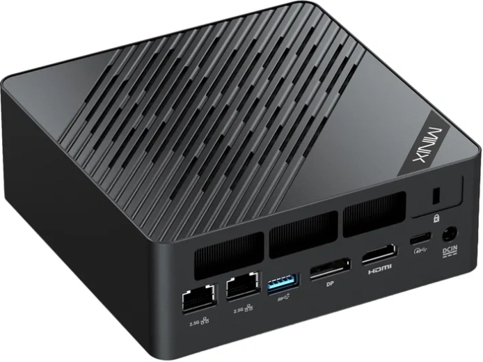 8K image and multiple monitors