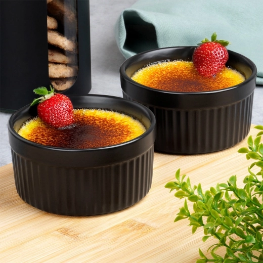 Stylish serving for any table