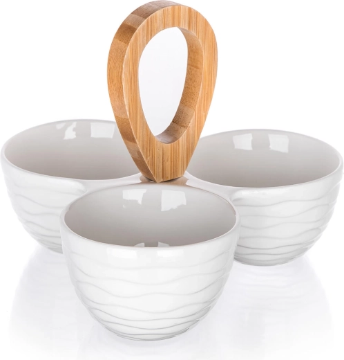 Easy carrying thanks to the bamboo handle