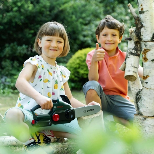 Ergonomic grip for small hands