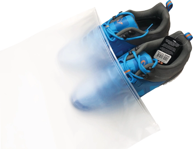 Secure shoe storage without odor and dust